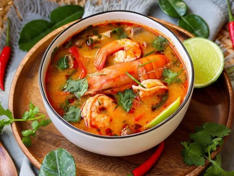Tom Yum Kung – Món súp chua cay đậm đà đã được UNESCO ghi danh là Di sản văn hóa phi vật thể.
